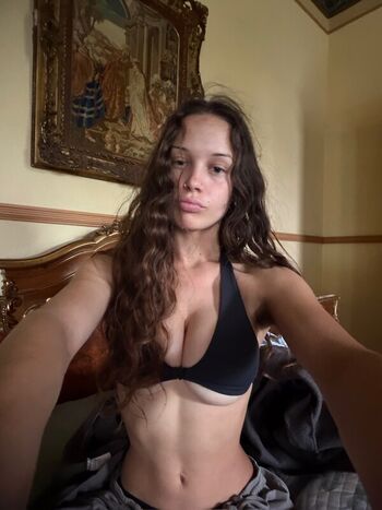 Full leaked Maddii sutton private photo
