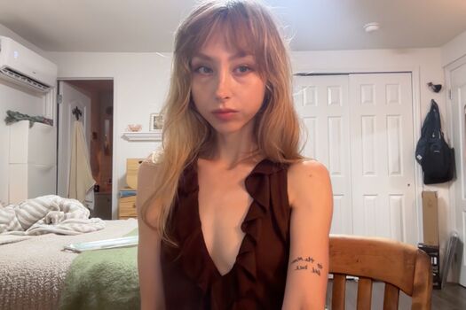 Full leaked Maddyvanburen private onlyfans photo