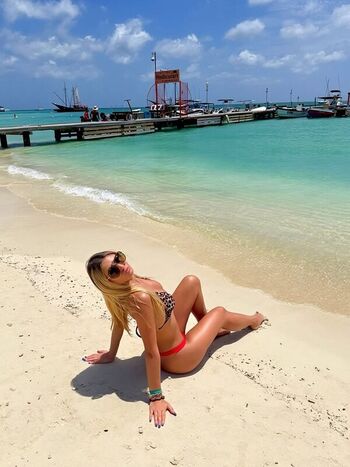 Full leaked Maddyy enriquezz private photo