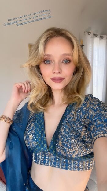 Madeleine Arthur