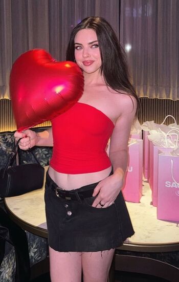 Full leaked Madeleine byrne private onlyfans photo