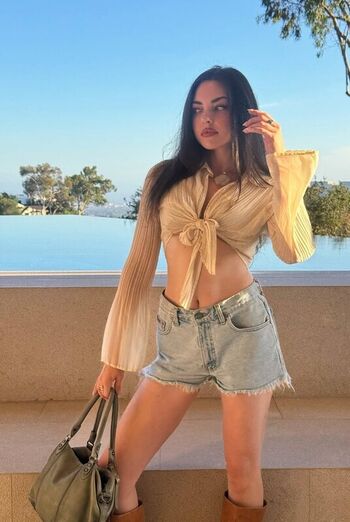 Full leaked Madeleine byrne private photo