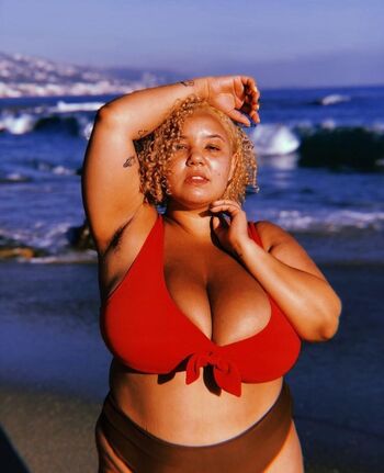 Full leaked Madeline s private onlyfans photo