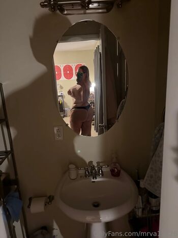 Full leaked Madeline van aken private onlyfans photo
