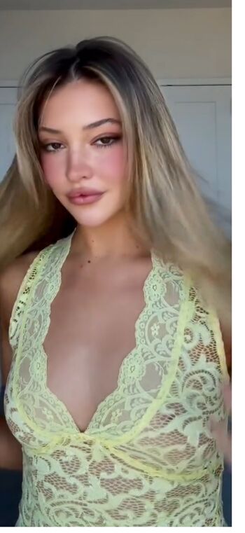 Full leaked Madelyn cline private photo