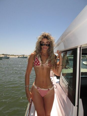 Full leaked Madi mabey private photo