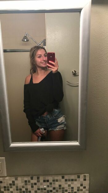 Full leaked Madi thicc private photo