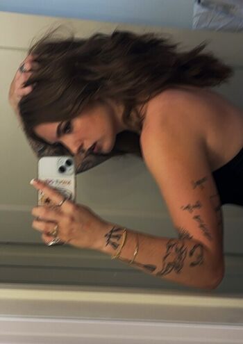 Full leaked Madiiii rose private photo