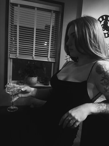 Full leaked Madiiii rose private photo