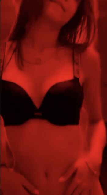 Full leaked Madina private photo