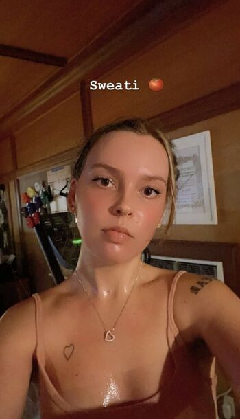 Full leaked Madipop private onlyfans photo