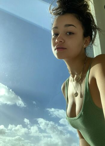 Full leaked Madison bailey private photo
