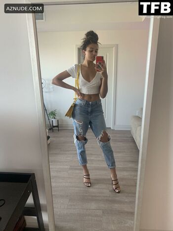Full leaked Madison bailey page private photo
