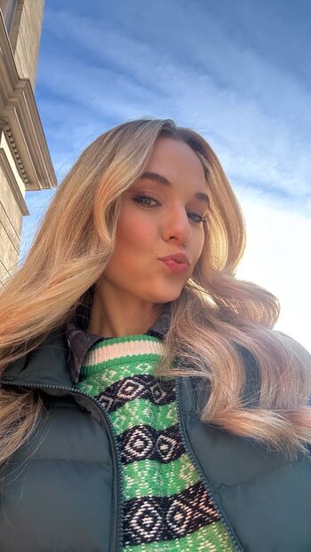 Full leaked Madison iseman private onlyfans photo