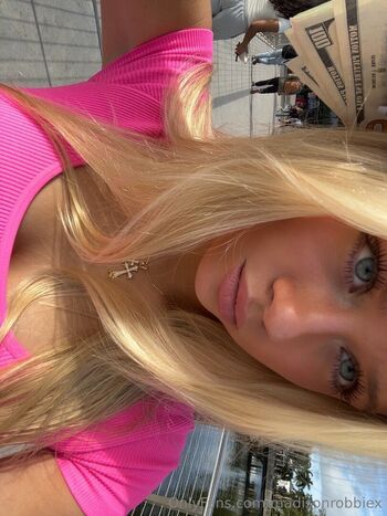 Full leaked Madisonrobbiex private onlyfans photo