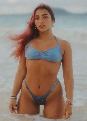Full leaked Mae gomez private photo