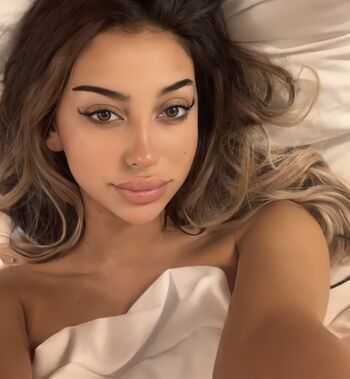 Full leaked Maelatb private photo