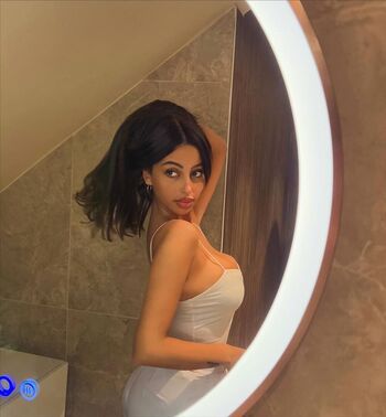 Full leaked Maelatib page private photo