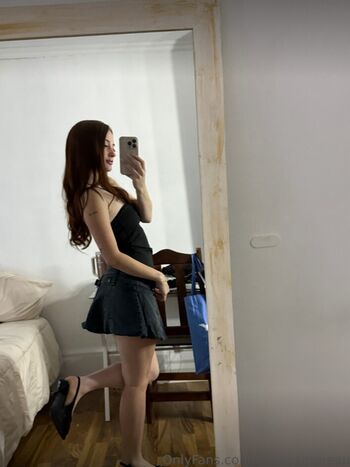 Full leaked Maelysmoreau private photo