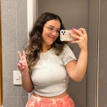 Full leaked Maethe private photo