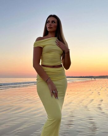 Full leaked Maeva dsc page private photo
