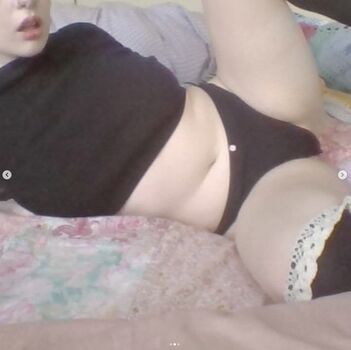 Full leaked Maeve private photo