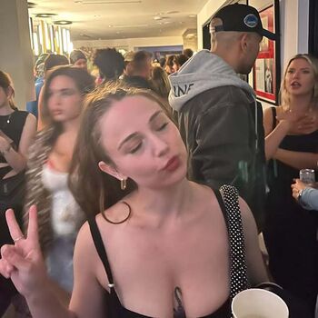 Full leaked Maeve asmr private photo