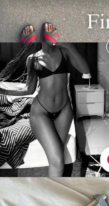 Full leaked Mafezie buthelez huge curvy booty private photo