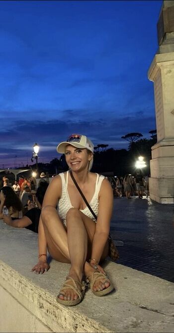 Full leaked Magdalena uk page private photo