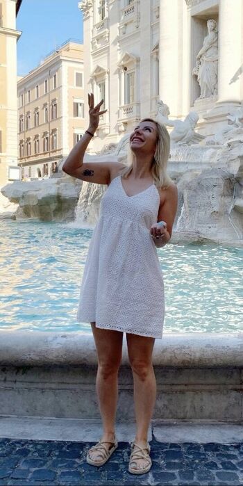 Full leaked Magdalena uk page private photo
