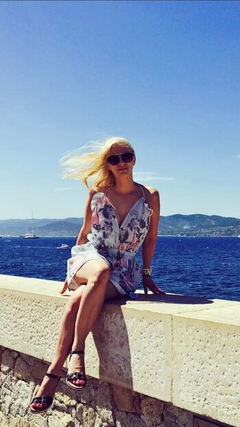 Full leaked Magdalena uk page private photo