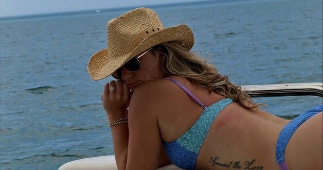 Full leaked Maggie kimberlin private photo