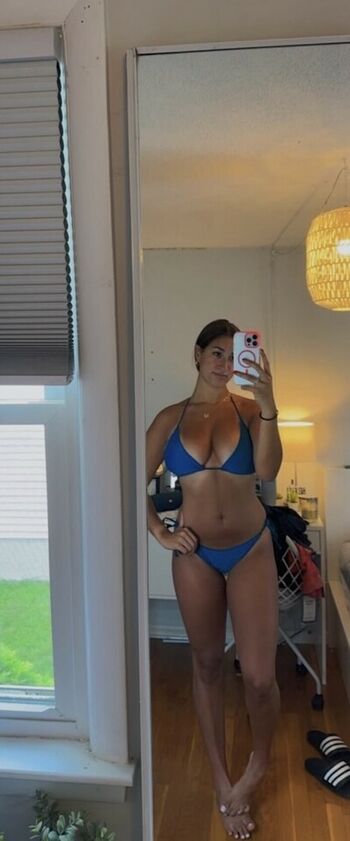 Full leaked Maggie private photo