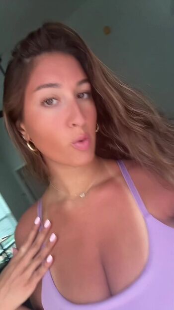 Full leaked Maggie private photo