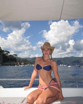 Full leaked Magica perez private photo