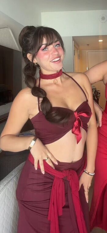 Full leaked Magicwithmeg private photo