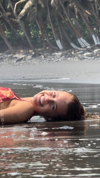 Full leaked Magui corceiro page private onlyfans photo