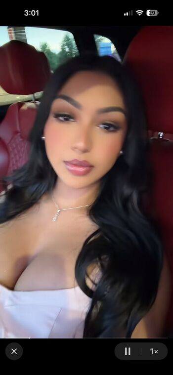 Full leaked Mahrinariannaa private photo