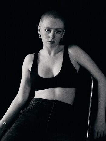 Full leaked Mai buzzcut private photo