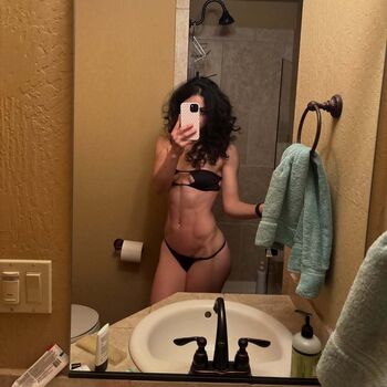 Full leaked Maia maee private onlyfans photo
