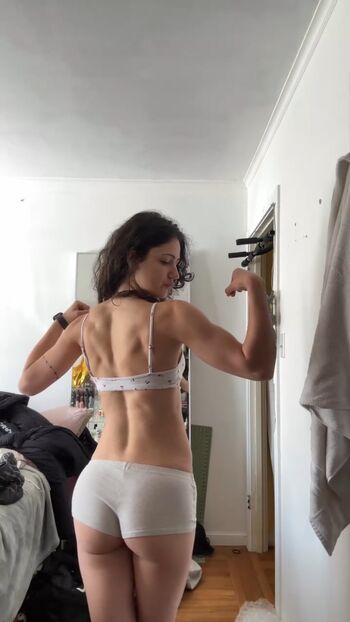 Full leaked Maia maee private onlyfans photo