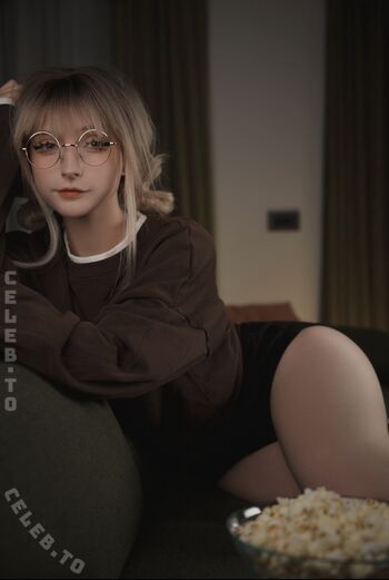Full leaked Maidmana page private photo