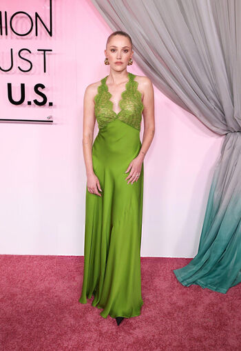 Full leaked Maika monroe page private onlyfans photo