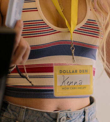 Full leaked Maika monroe private onlyfans photo