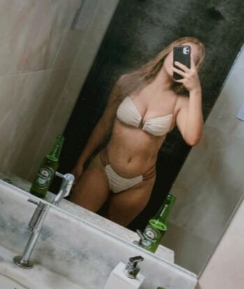 Full leaked Maikevellin private photo