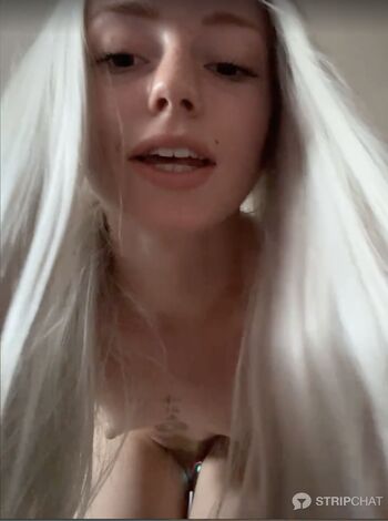 Full leaked Mailie private photo