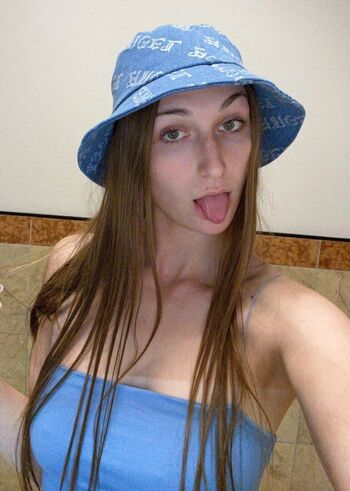 Full leaked Mainchiq page private photo