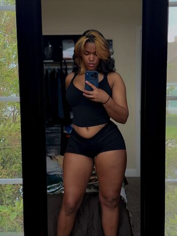 Full leaked Mainlyashia private onlyfans photo