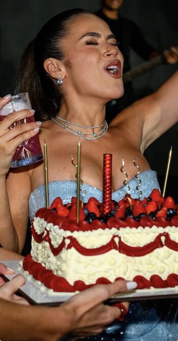 Full leaked Maisa silva private photo