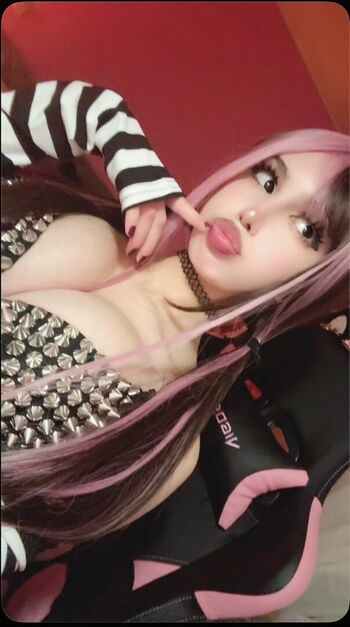 Full leaked Maisaanx private onlyfans photo